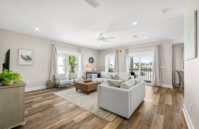 Port St Joe Beach House Marina View - Pet Friendly, Bay Views, Sleeps 8
