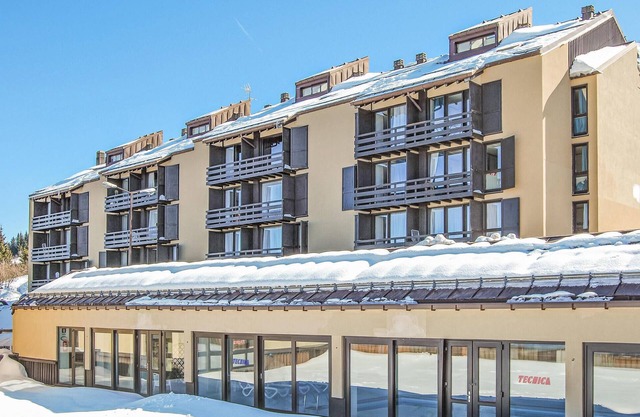 Practical and cozy vacation apartment in the northern Italian mountains.