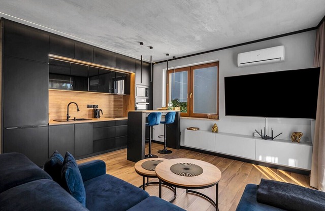 Praga Apartment with Swimming Pool