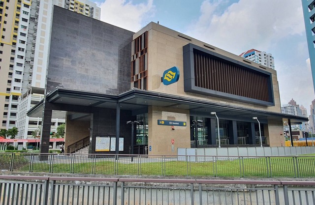 Premier Studio | at Robertson Quay | 200 m from Havelock MRT |