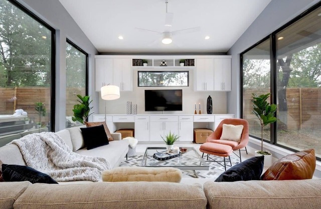 Premium East Austin Home | Hot Tub
