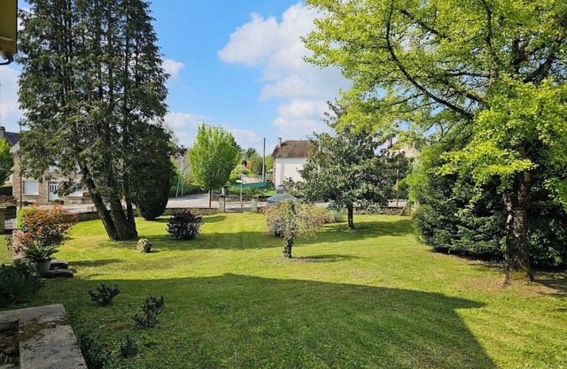 Pretty house with garden in the heart of a Corrèze village