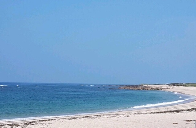 Pretty seaside villa with private beach access and large enclosed garden