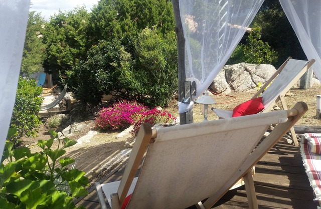 pretty seaside villa for 8 people for lovers of the sea and the maqui