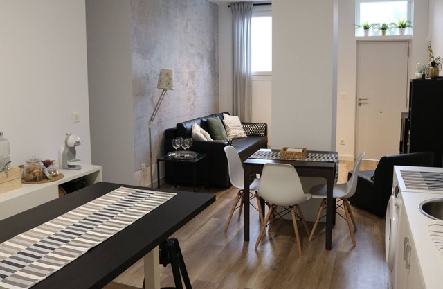 Prices apartment just 7 minutes from San Sebastián and Basozabal Golf Course