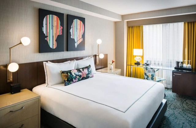 Prime D.C. Location | Ideal For Downtown Couple Stay Near White House