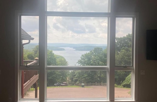 Primo Vista! Spectacular views, Dock Slip, Hot Tub