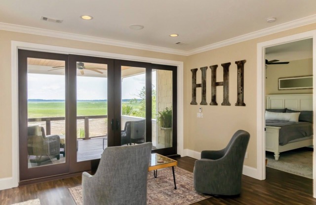 Pristine 4 Bed/3.5 Marsh View Home w/Elevator, Garage, Pet Friendly, 28 Day Min