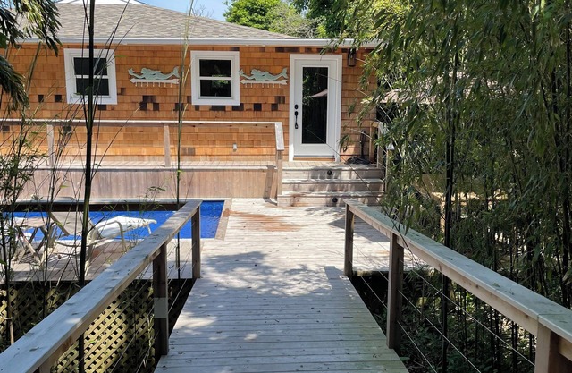 Pristine 7BR 4.5BA house w/heated Pool at Fire Island Pines 500' to ocean