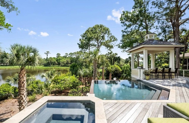 Pristine getaway with tranquil views