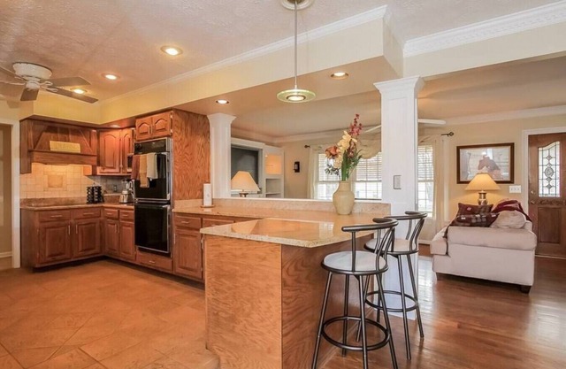 Private 3 Acre Home North Nashville with Hot Tub