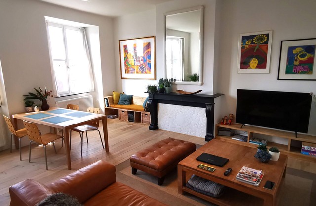 Private apartment along the Scheldt + Private parking