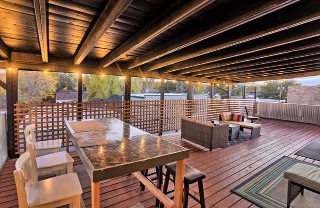 Private Apartments, Shared Rooftop Oasis!