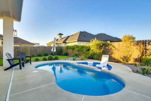 Private Backyard Pool Brownsville Family Home!