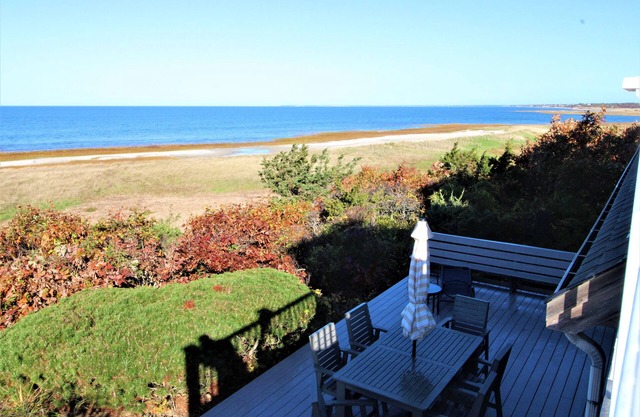 Private Beachfront Home on Cape Cod Bay (1047)