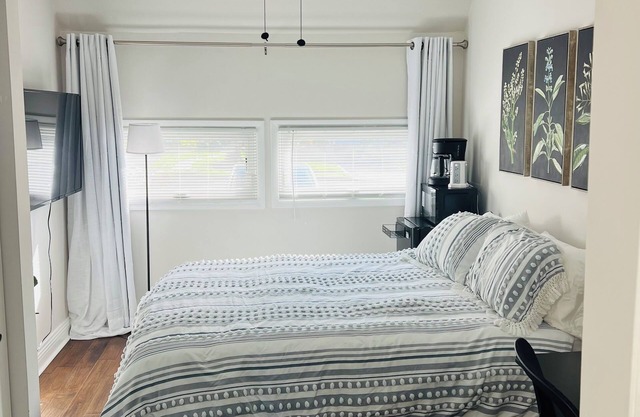 Private bedroom with bathroom-private entrance
