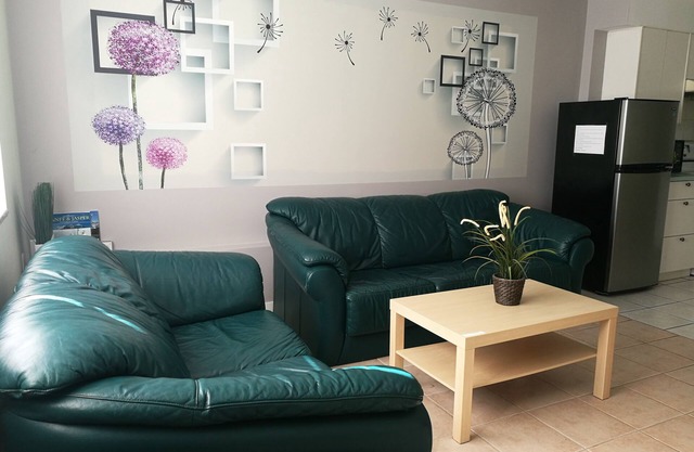 PRIVATE COZY TWO BEDROOM SUITE