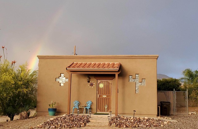 Private desert villa w/King & Queen beds, Mtn views Oro Valley & NW Tucson area