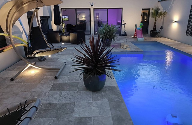Private swimming pool with studio