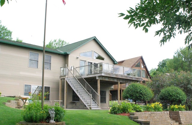 Private, Friendly, Fun, Beautiful Sunset Lakefront Property