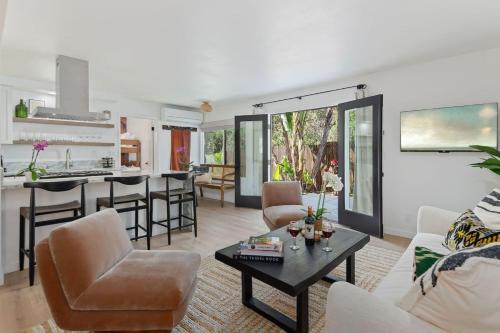 Private Garden and Family Friendly