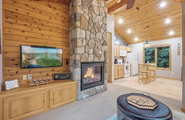 Private Guest House on Mini Cow and Horse Ranch