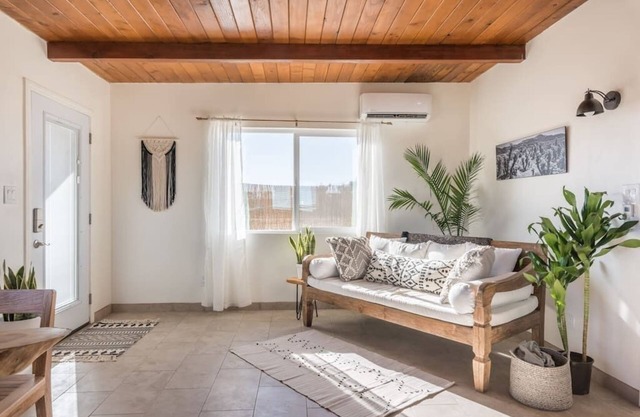 *Private Hot Springs* Yucca House with Granite Tub