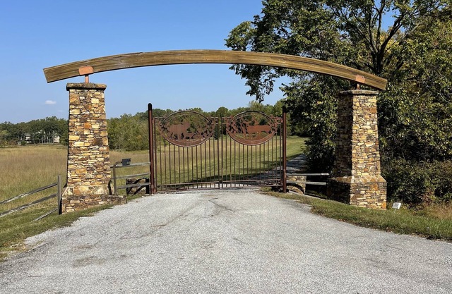 Private Luxury Escape at the base of the Shawnee National Forest