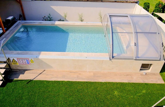 Private Luxury Apartment - LuxViln- Private Pooln- Whole Housen- E-Car Charging