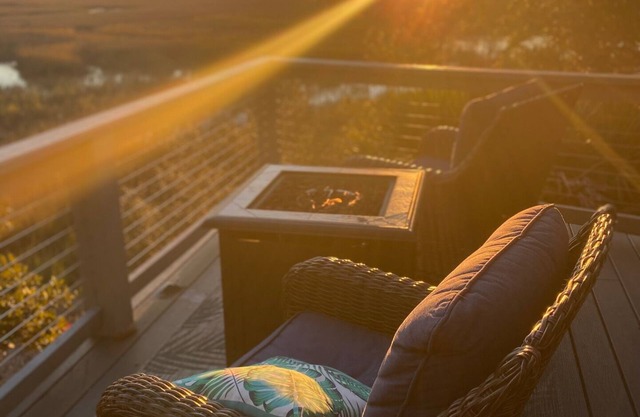 Private Marsh-front Home with View