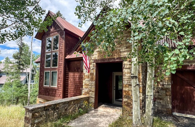 Private Mountain Home w/Hot Tub and Easy Trail + Lift Access