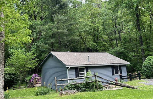 Private One Bedroom by Mountain Stream