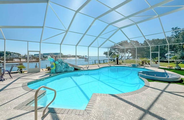 Private Pool | Boat Dock | Waterfront | Beach Getaways