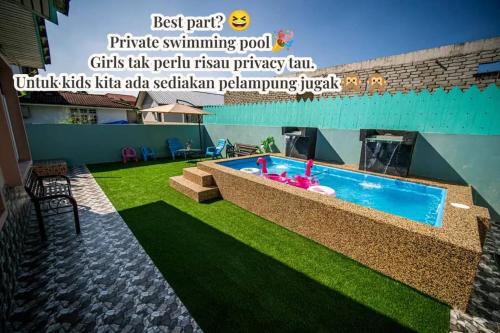 Private Pool Homestay Al-Qari