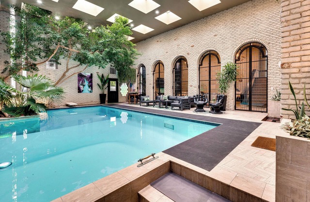 Private Poolside Paradise: Attached Home by Denver