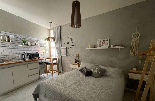 Private room / super warm / 20m / kitchen and new bathroom!