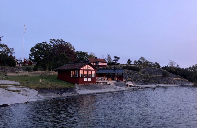 Private & Spacious Property in the Stockholm Archipelago With Seaside Sauna!