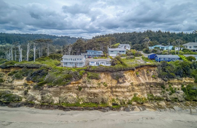 Private Updated Oceanfront Charmer, Panoramic Views, Extensive Outdoor Space