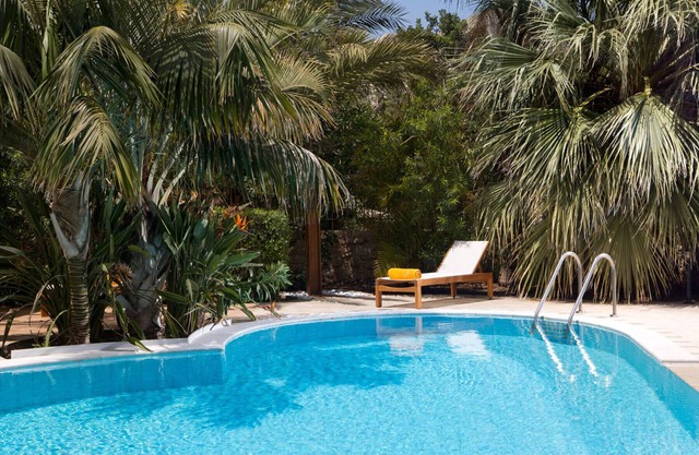 Private villa with heated pool and sea views