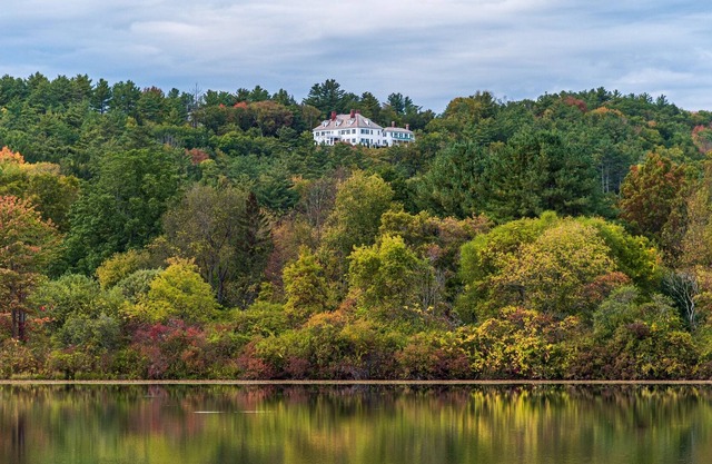 Private Wing of largest Colonial Revival Mansion- Only 15 min to Woodstock