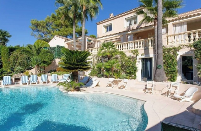 PROMOTION VILLA LUXURY SWIMMINGPOOL SPA HAMMAN SAUNA MINI GOLF 16/20 🐪🐈 Persons