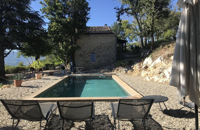 Provençal Mazet in the heart of the vineyards & hills- Exceptional view- Nyons-10P