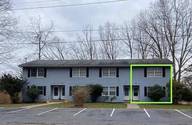 PSU 2br/2ba Townhome w Parking Near Campus & Stadium