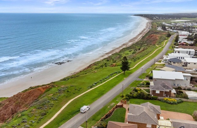 Puesta de Sol Apartment by Wine Coast Holiday Rentals