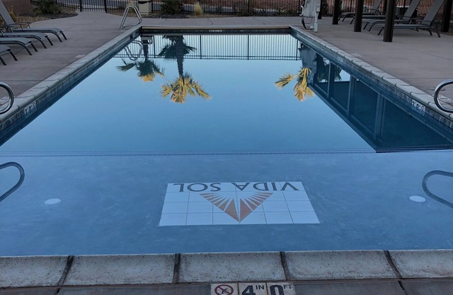 Pura Vida Sol - St George/Washington (Zions NP), Hot tub and pool