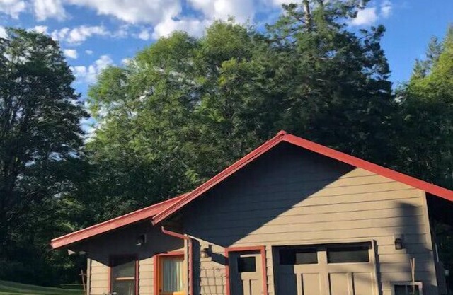Quail Hollow, private studio
