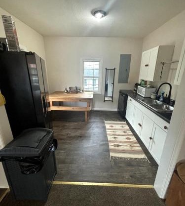 Quaint cottage near Local and State Parks and Minutes from Laurel Cove and Bell Theatre
