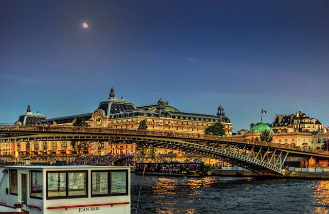 QUAINT HIGH-FLOOR RETREAT ON QUAI D'ORSAY – EMBRACE THE PARISIAN LIFESTYLE