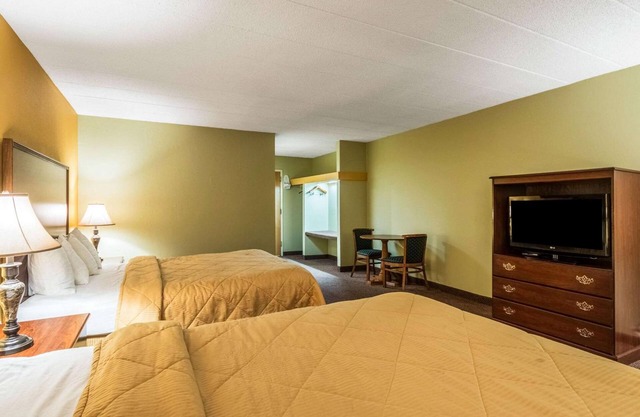 Quaint Inn & Suites