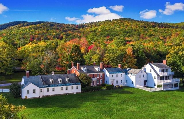 Quaint New England Inn at Crotched Mountain!